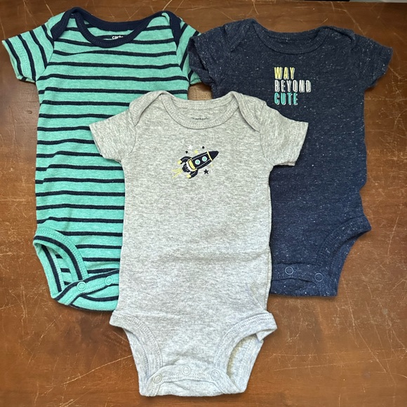 BOYS ONESIES - Picture 1 of 5